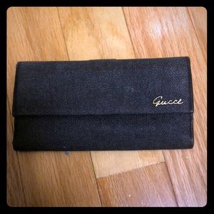 Gucci wallet (old model)